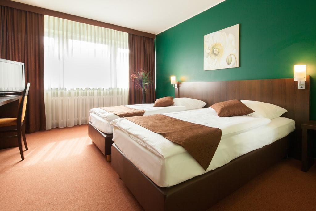 Hotel Mondial Langenfeld  Habitación foto